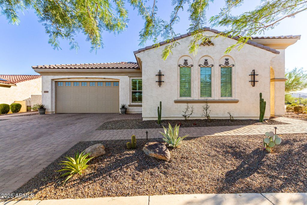 Photo of 20669 W Pasadena Avenue, Buckeye, AZ 85396 (MLS # 6931333)