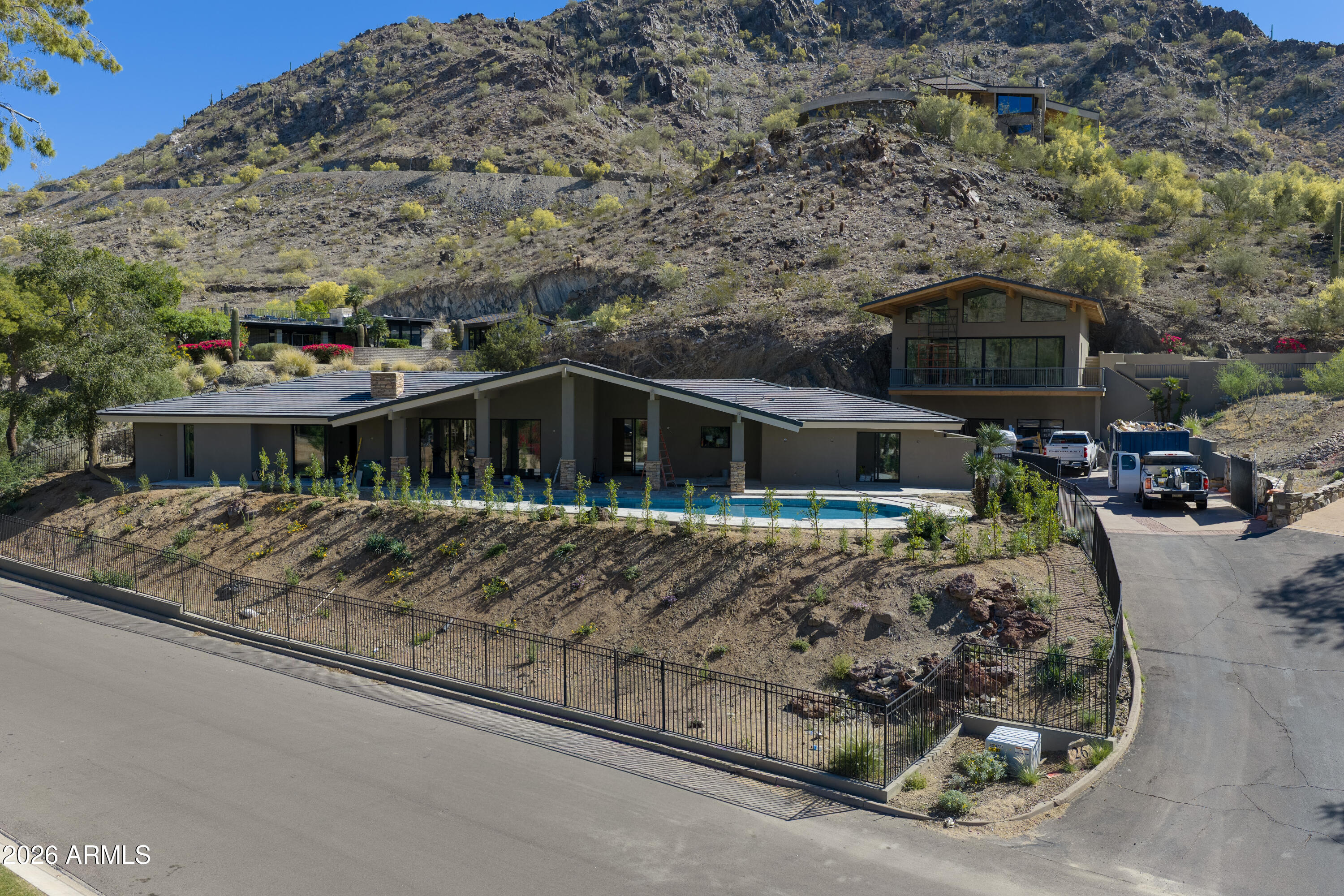 3500 E LINCOLN Drive 26