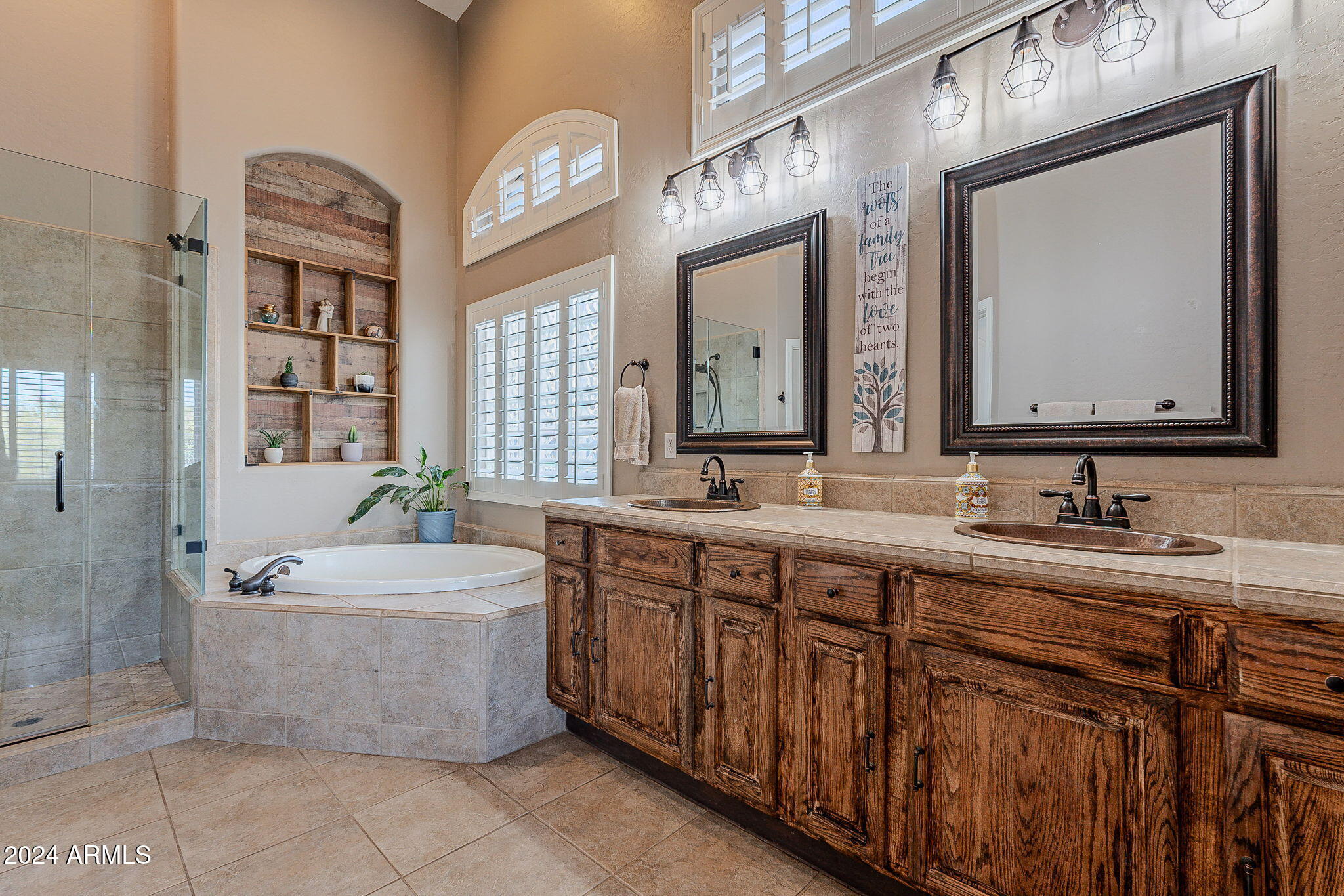 5077 E LONESOME Trail