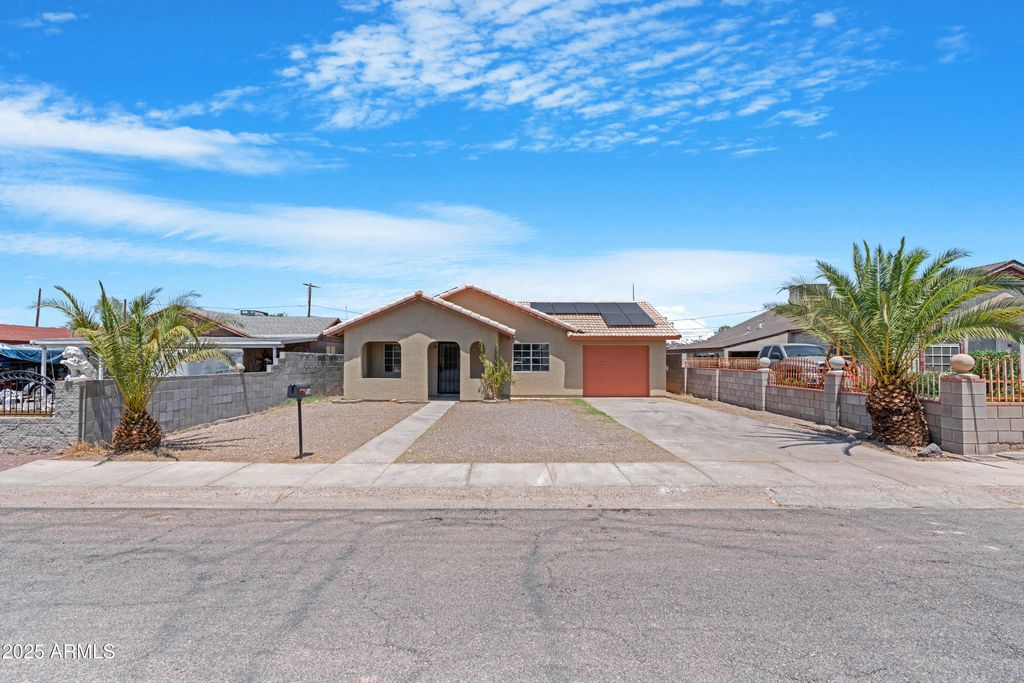 Photo of 516 W 10th Street, Casa Grande, AZ 85122 (MLS # 6908176)