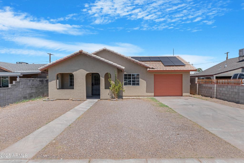 Photo of 516 W 10th Street, Casa Grande, AZ 85122 (MLS # 6908176)