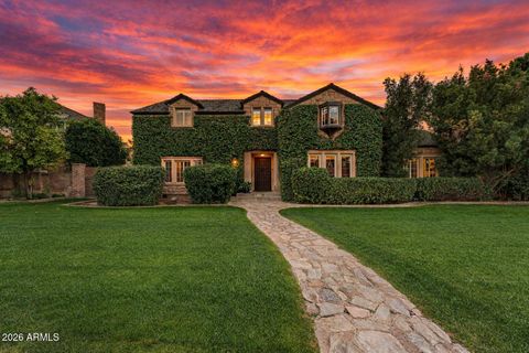 Photo of 1015 W Encanto Boulevard, Phoenix, AZ 85007 (MLS # 6998237)
