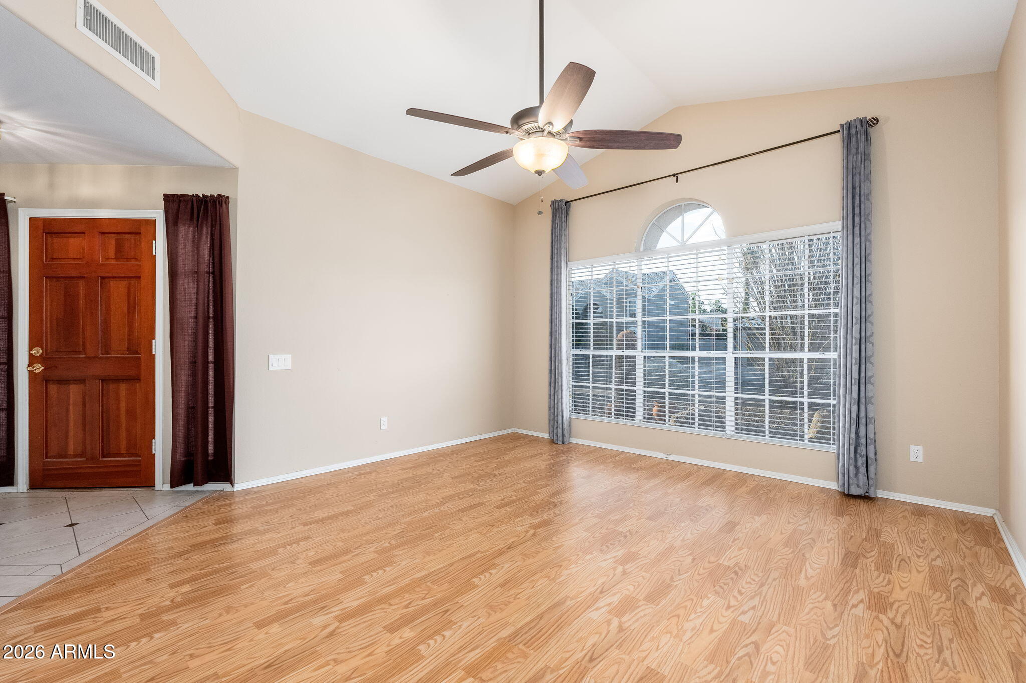 4139 E SIESTA Lane