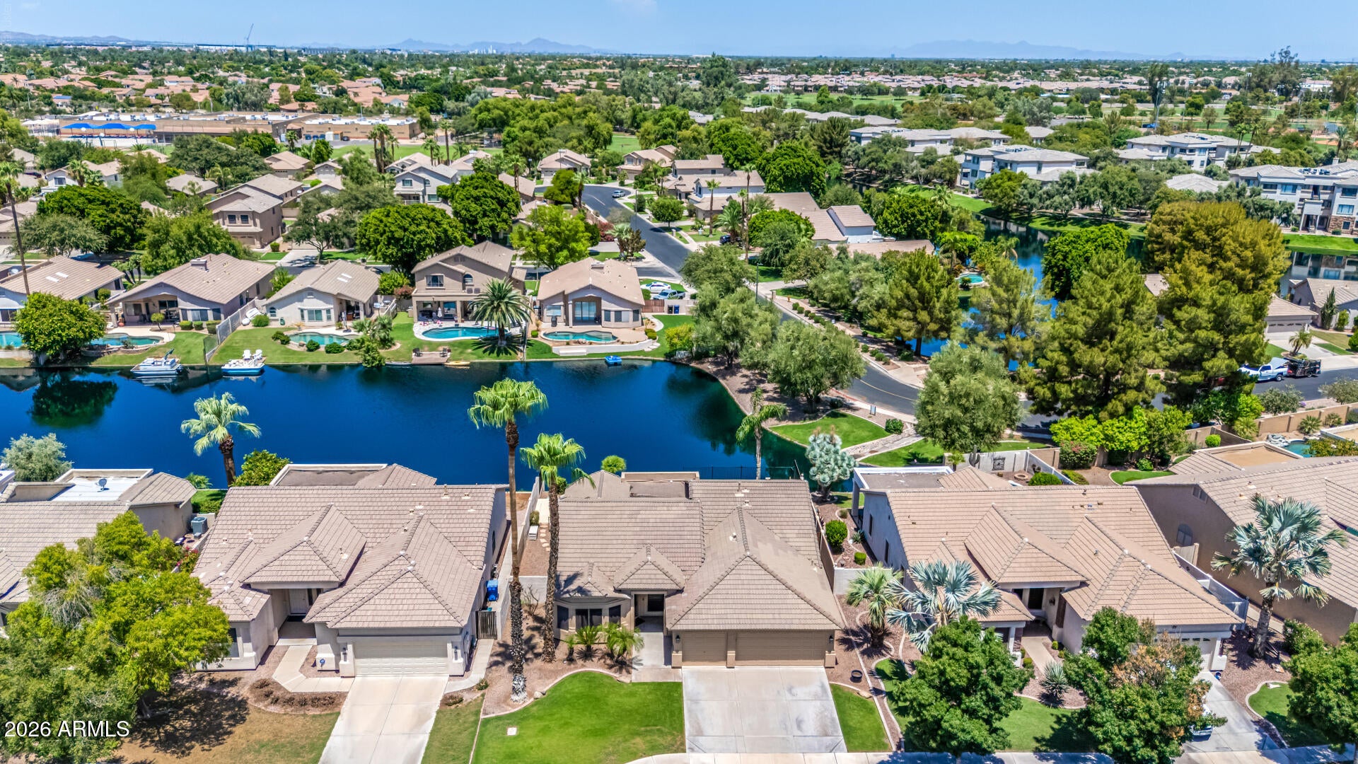 1312 W LYNX Way