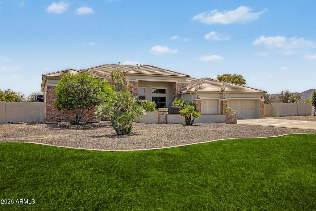Photo of 18209 W North Court, Waddell, AZ 85355 (MLS # 7024103)