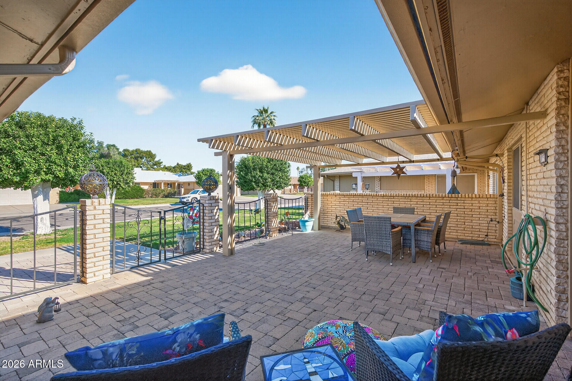 10137 W MOUNTAIN VIEW Road