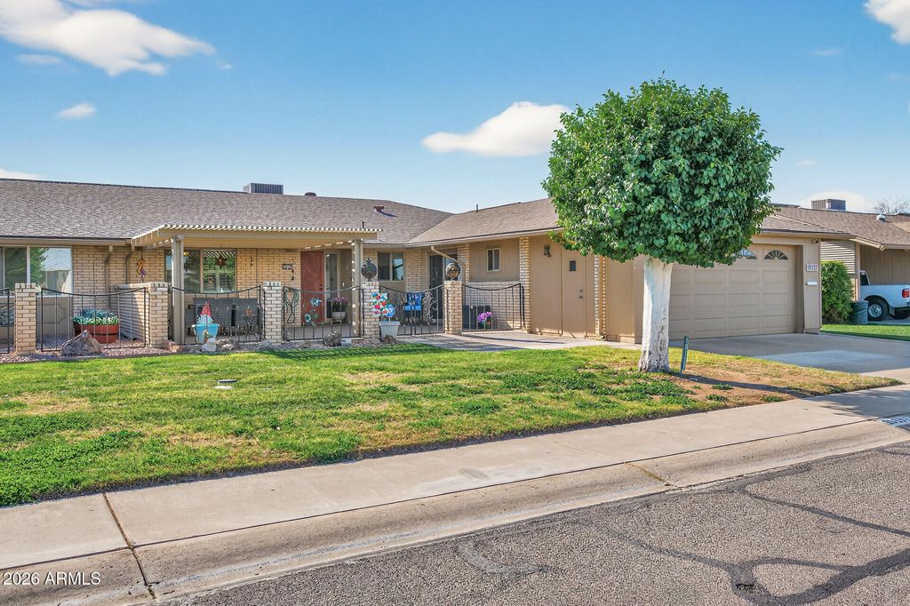 Photo of 10137 W Mountain View Road, Sun City, AZ 85351 (MLS # 6982451)