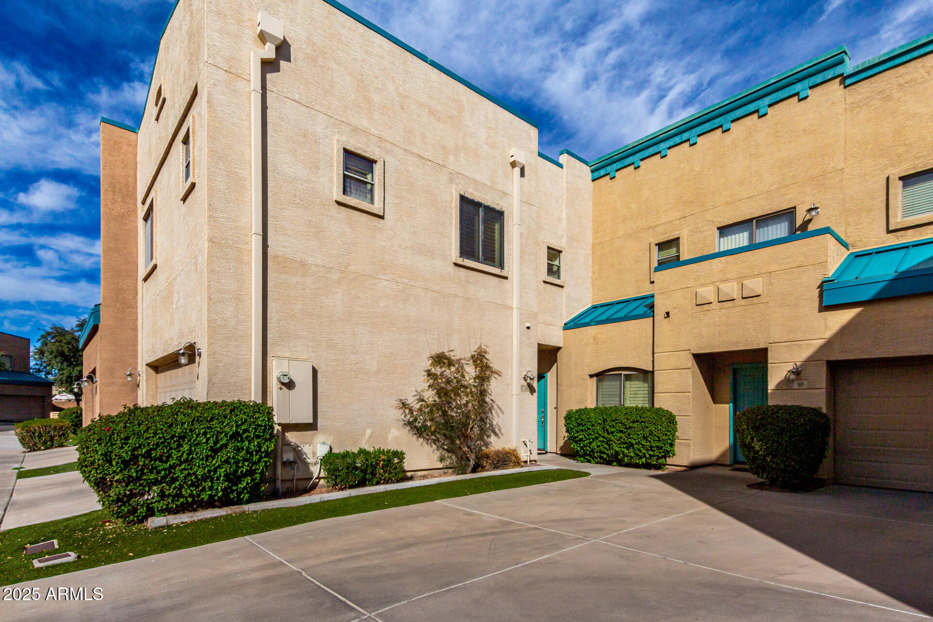 1015 S VAL VISTA Drive 81