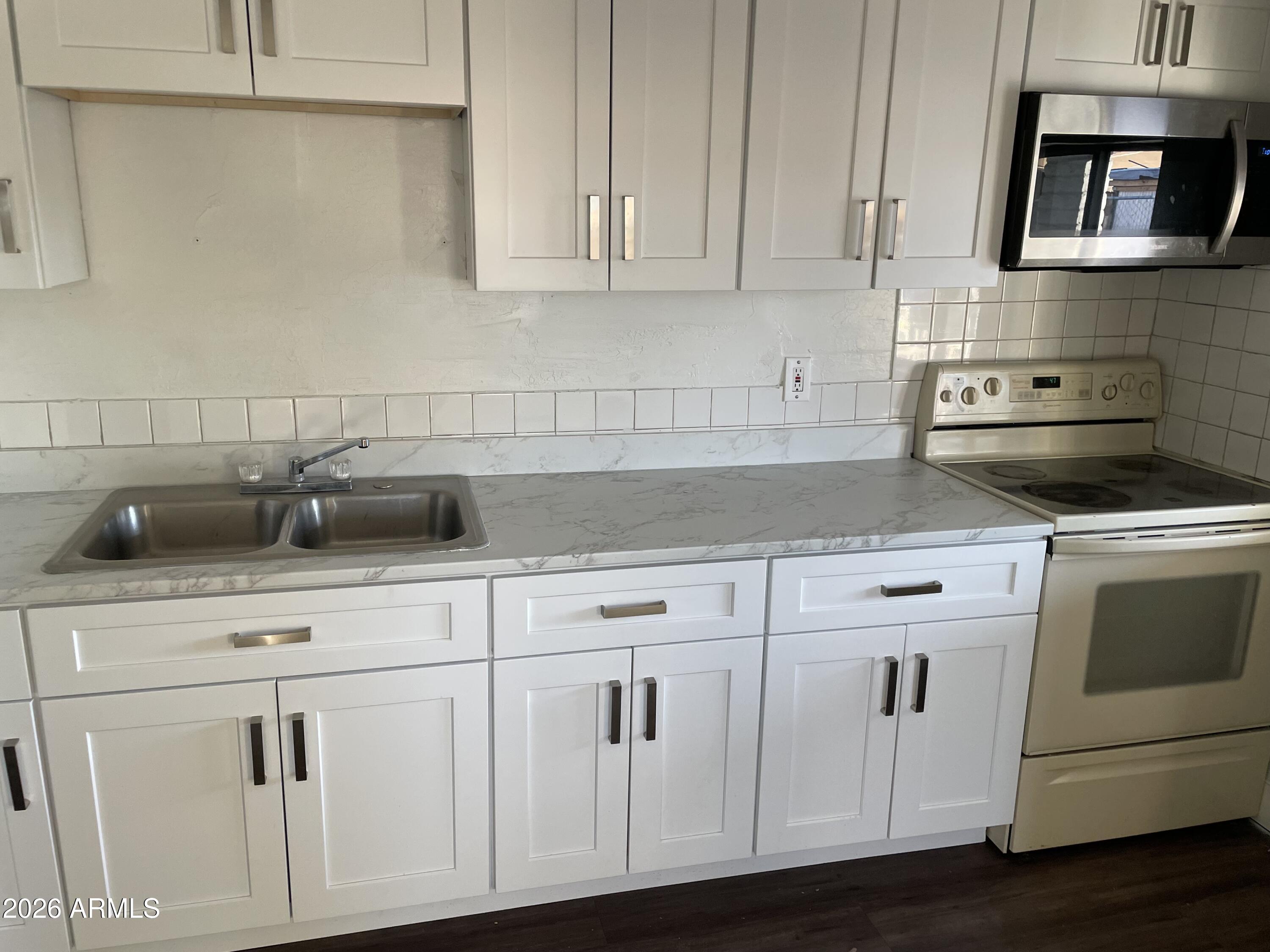 13705 N Pablo Street