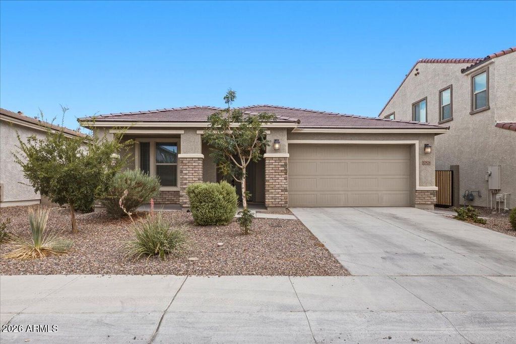 Photo of 12826 W Tuckey Lane, Glendale, AZ 85307 (MLS # 7047061)