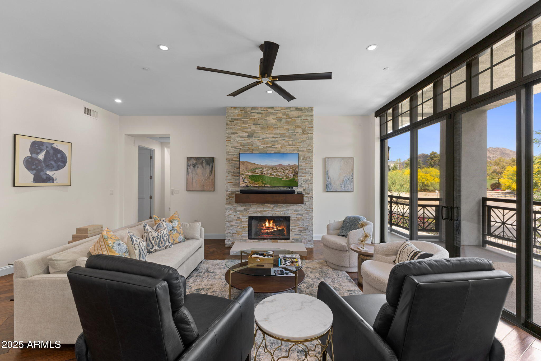 8 E BILTMORE Estate 215