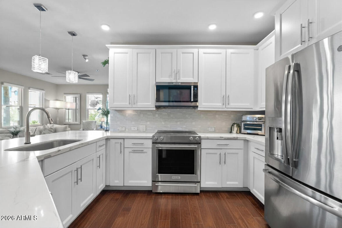 Properties 4 2511 W QUEEN CREEK Road 151