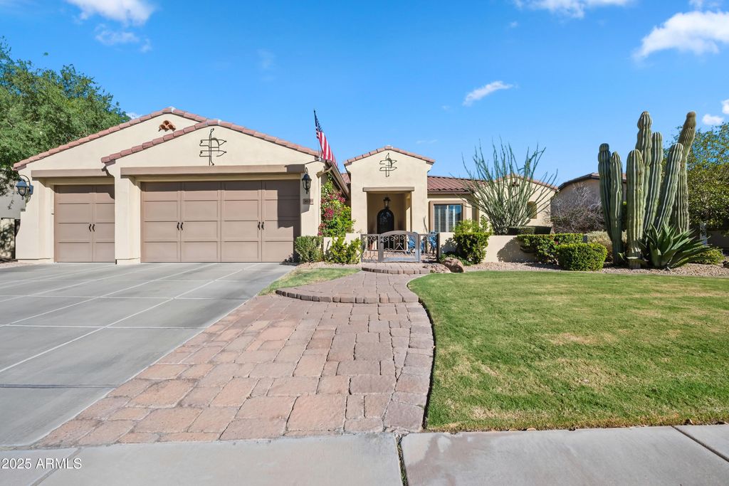 Photo of 3618 E Kaibab Place, Chandler, AZ 85249 (MLS # 6928278)