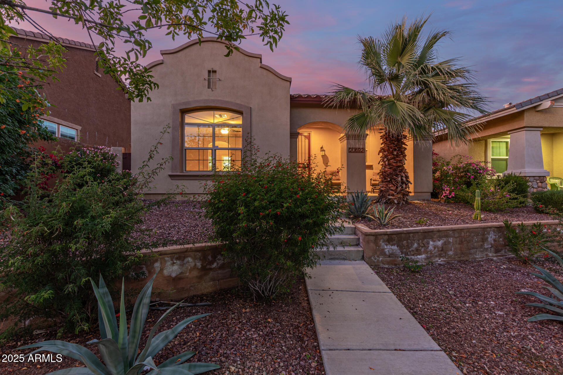 20692 W HAMILTON Street