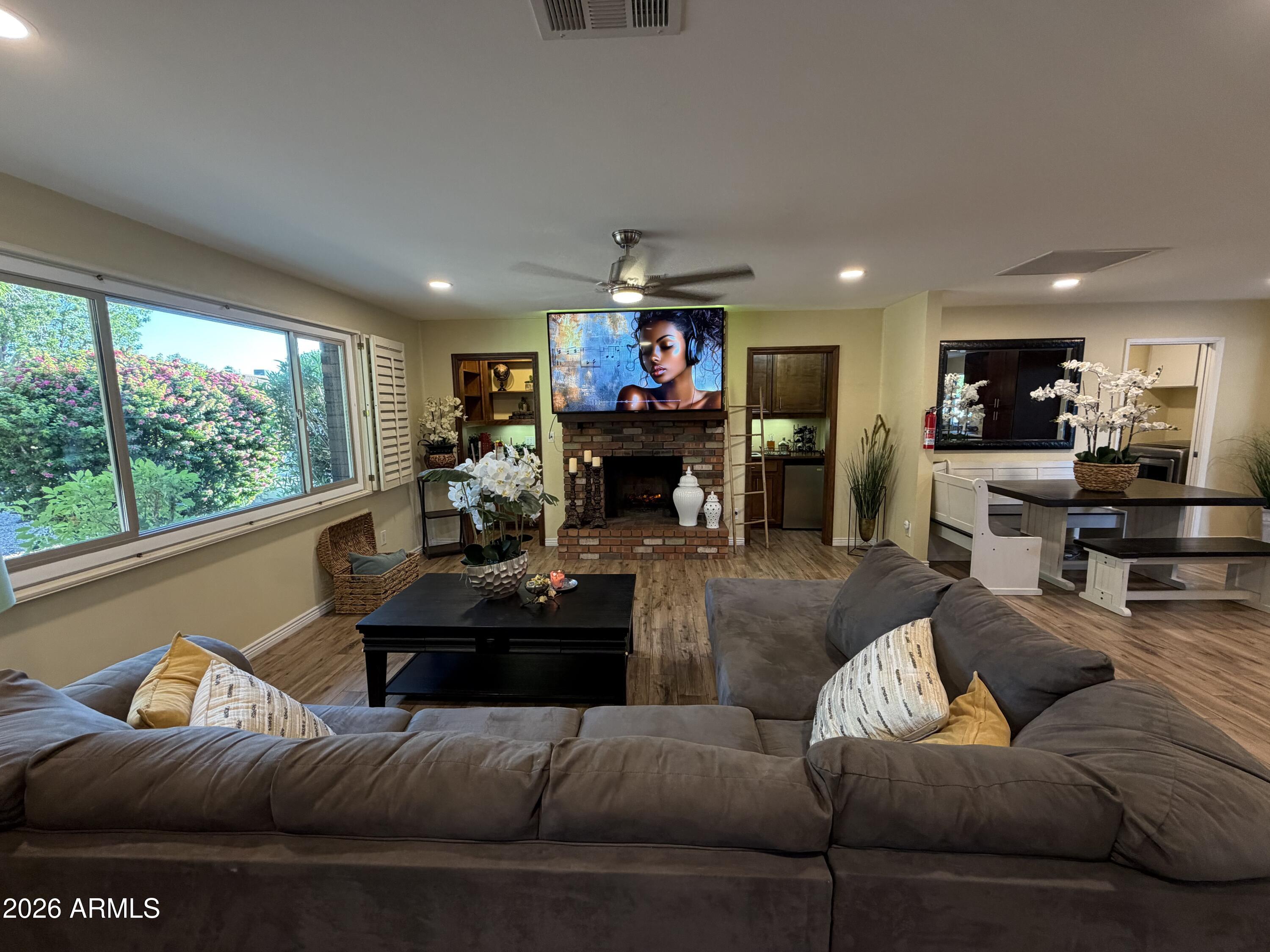 PARKCREST - Residential