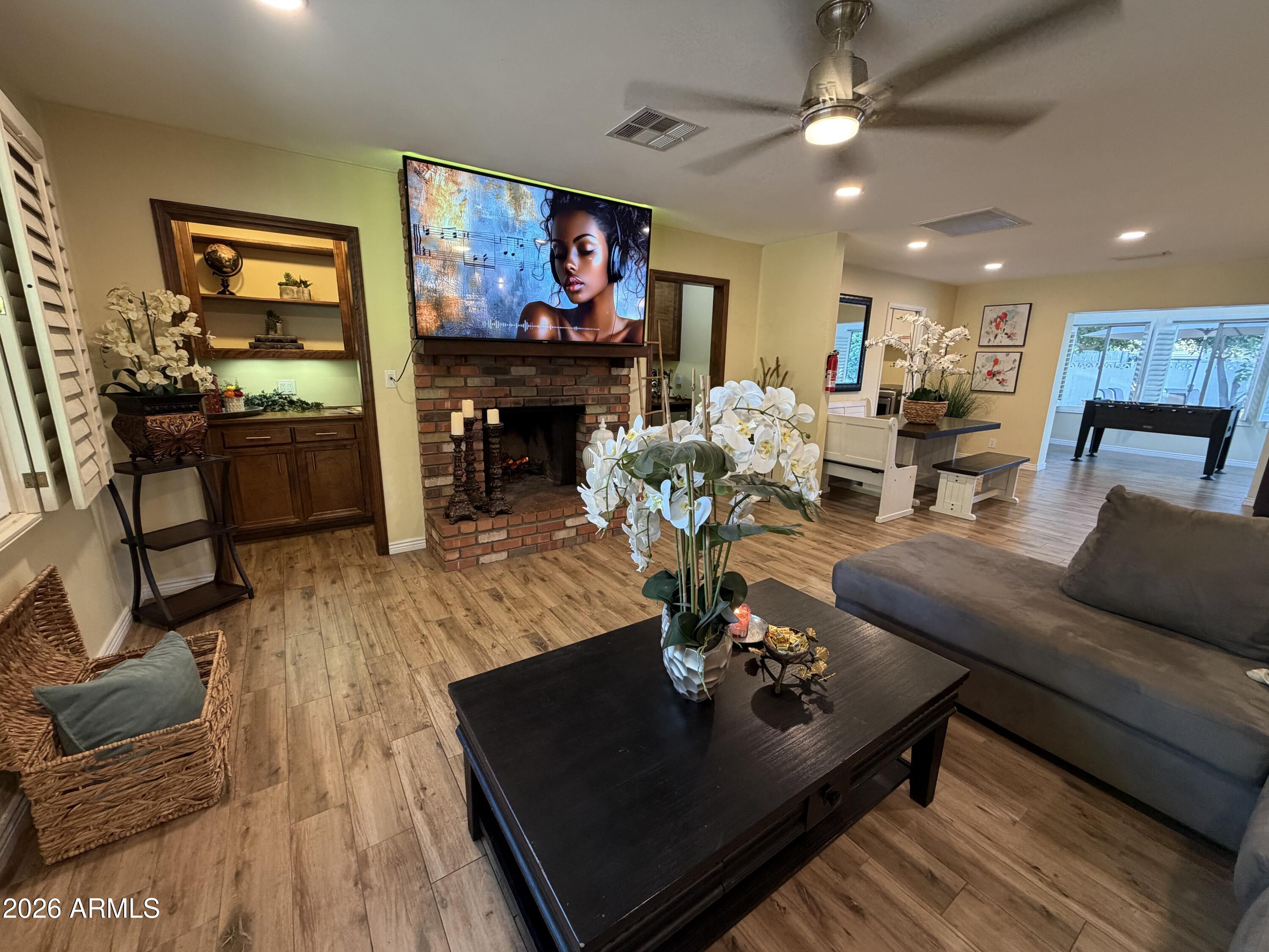 PARKCREST - Residential