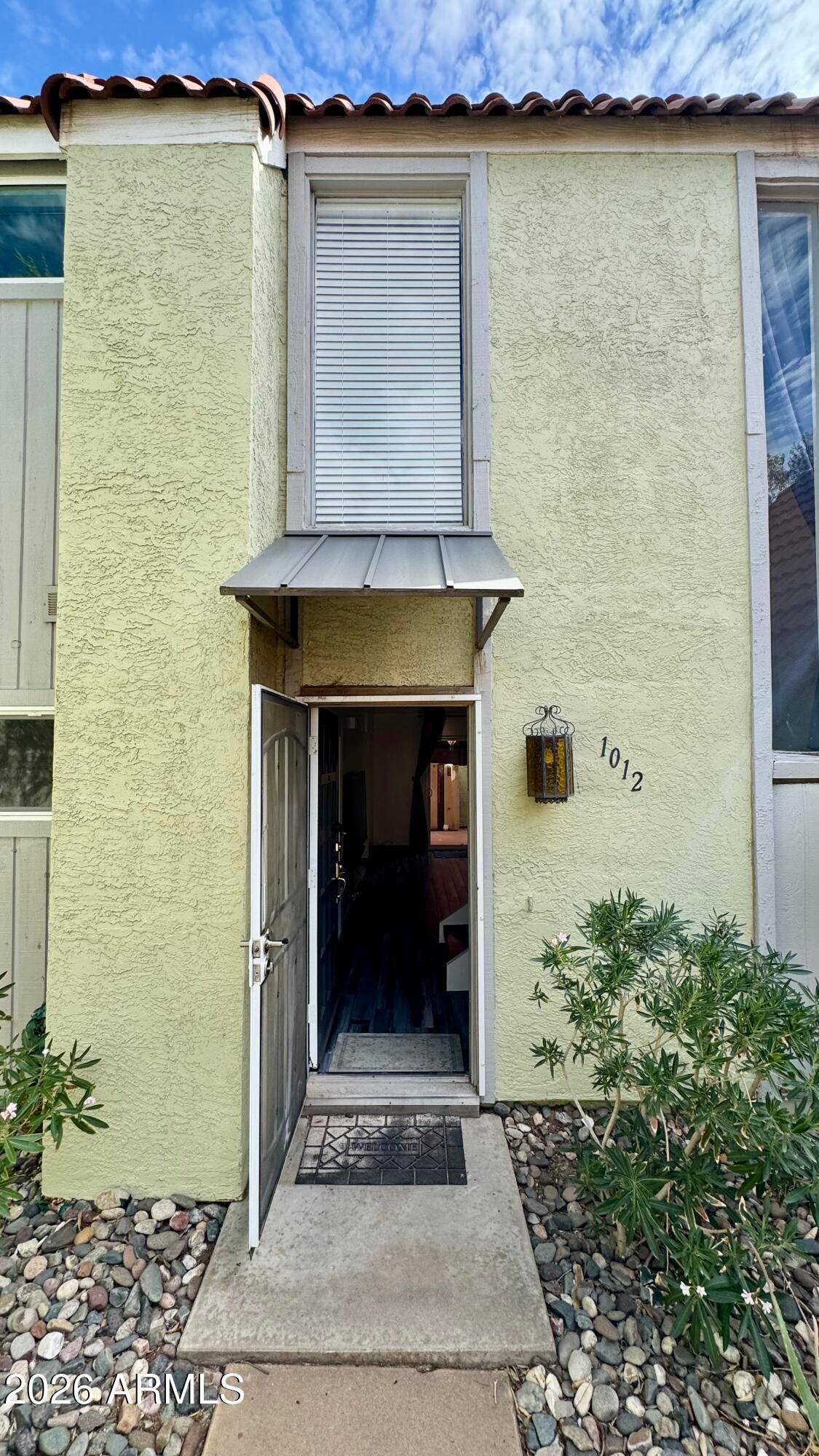 1012 E HIGHLAND Avenue