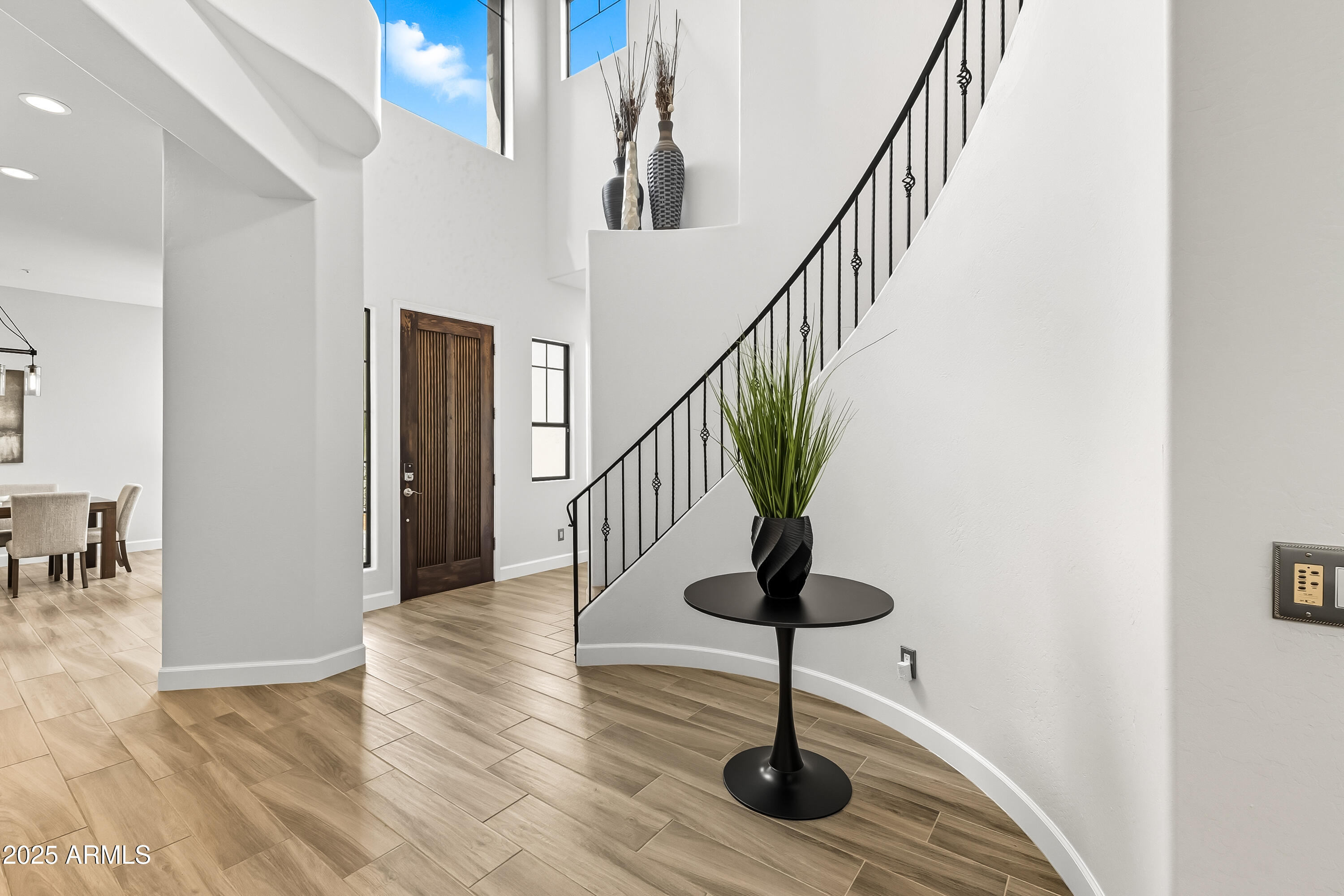 9270 E THOMPSON PEAK Parkway 327