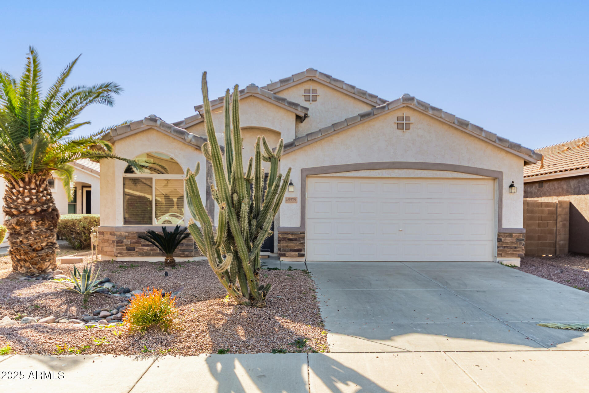 45579 W Rainbow Drive