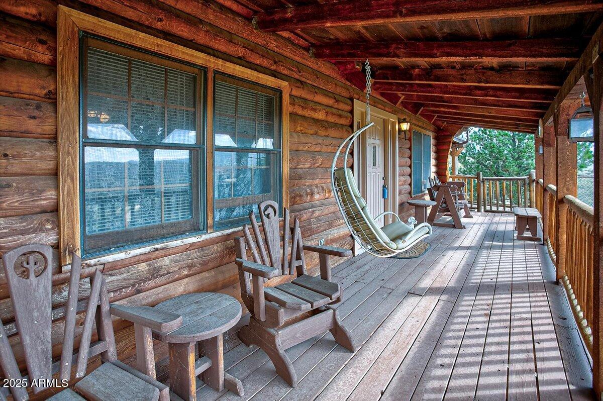 105 N FITZMAURICE Drive