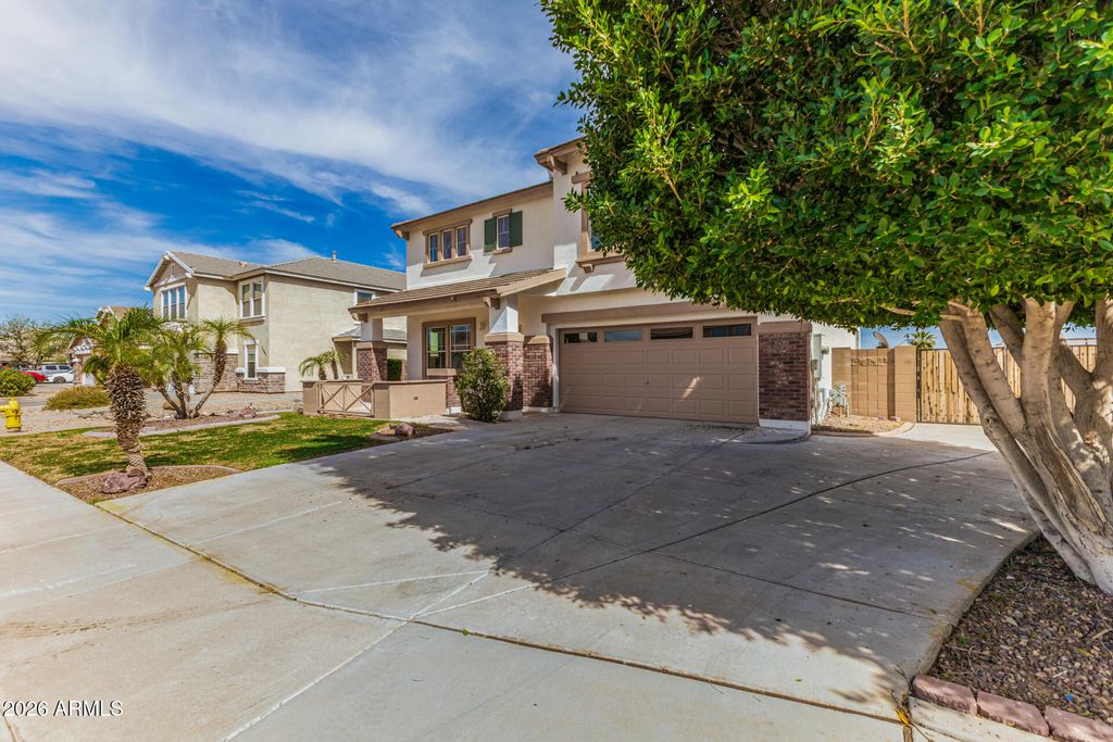 Photo of 7593 N 72nd Avenue, Glendale, AZ 85303 (MLS # 6990563)