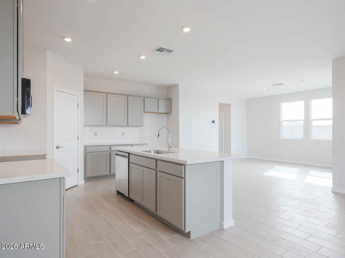 12462 N 305TH Avenue