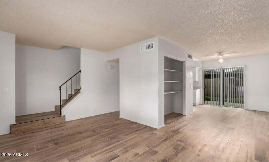 3605 W BETHANY HOME Road 2