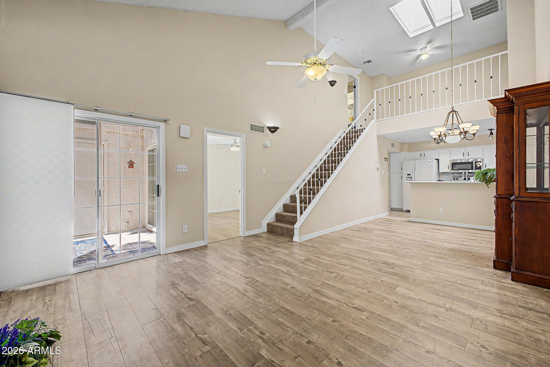1717 E UNION HILLS Drive 2023