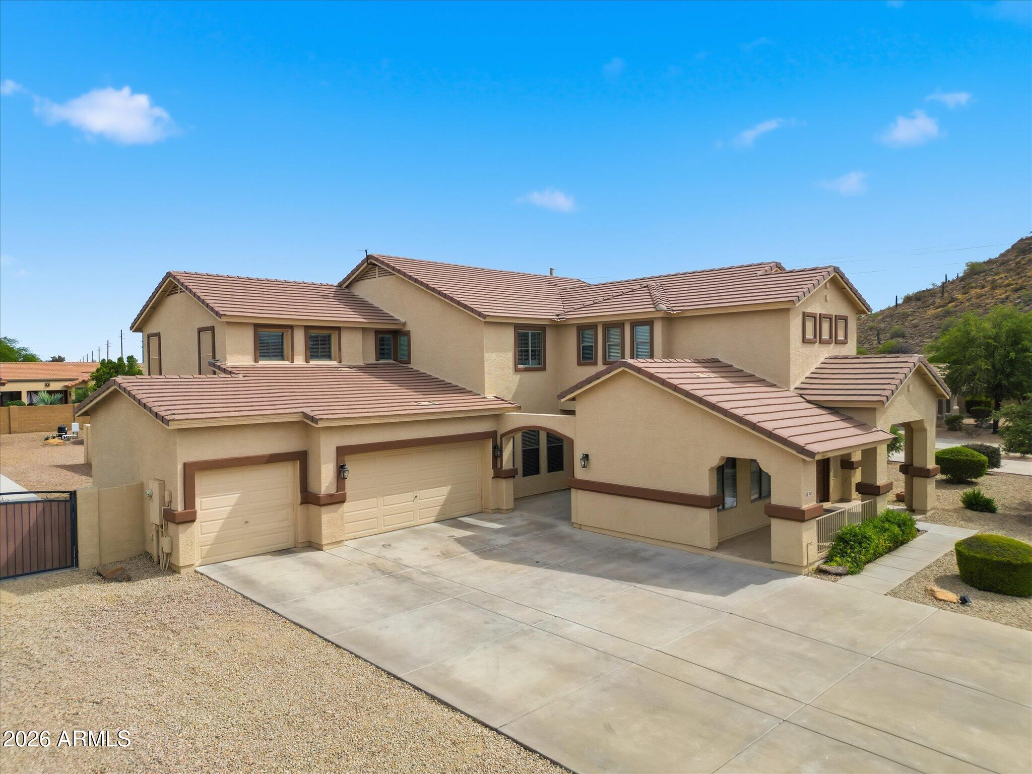 427 W PALOMINO Court