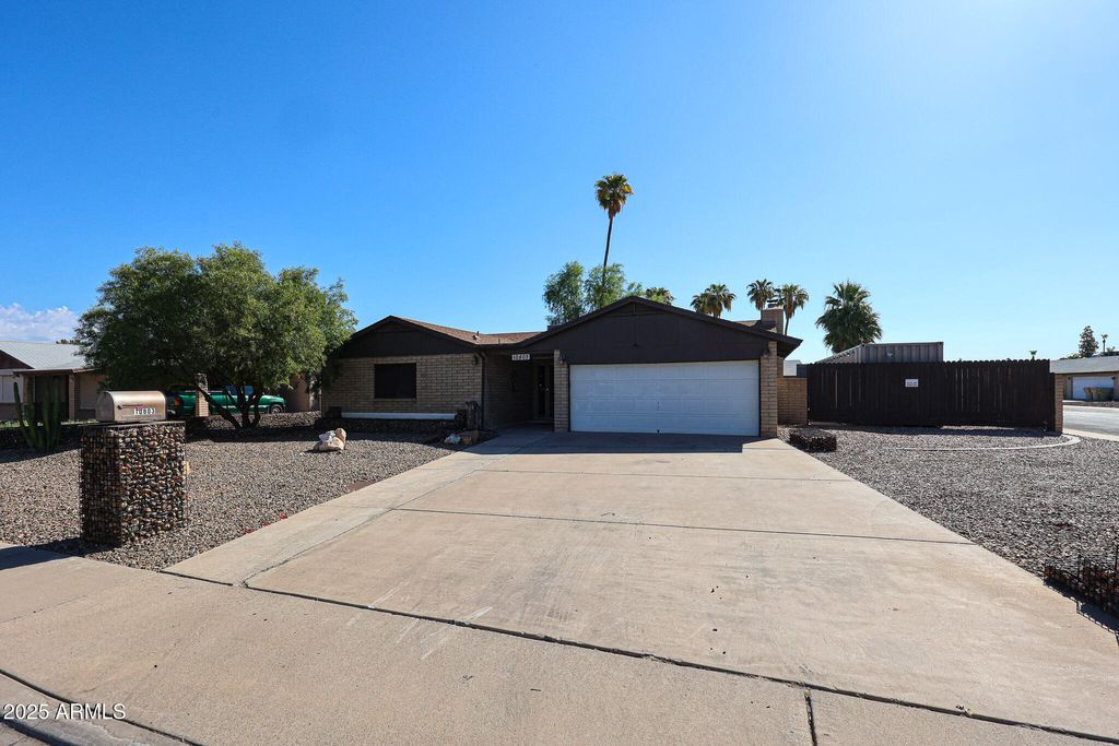 Photo of 10803 N 55th Avenue, Glendale, AZ 85304 (MLS # 6920634)
