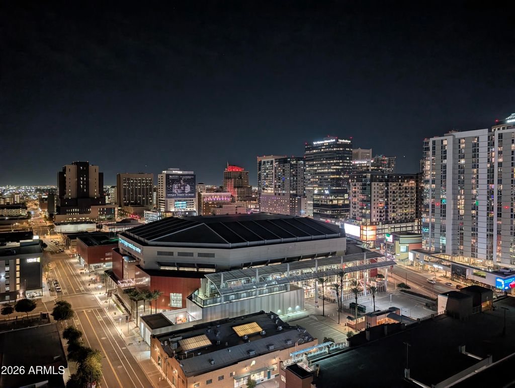 Photo of 310 S 4th Street #1705, Phoenix, AZ 85004 (MLS # 6988980)