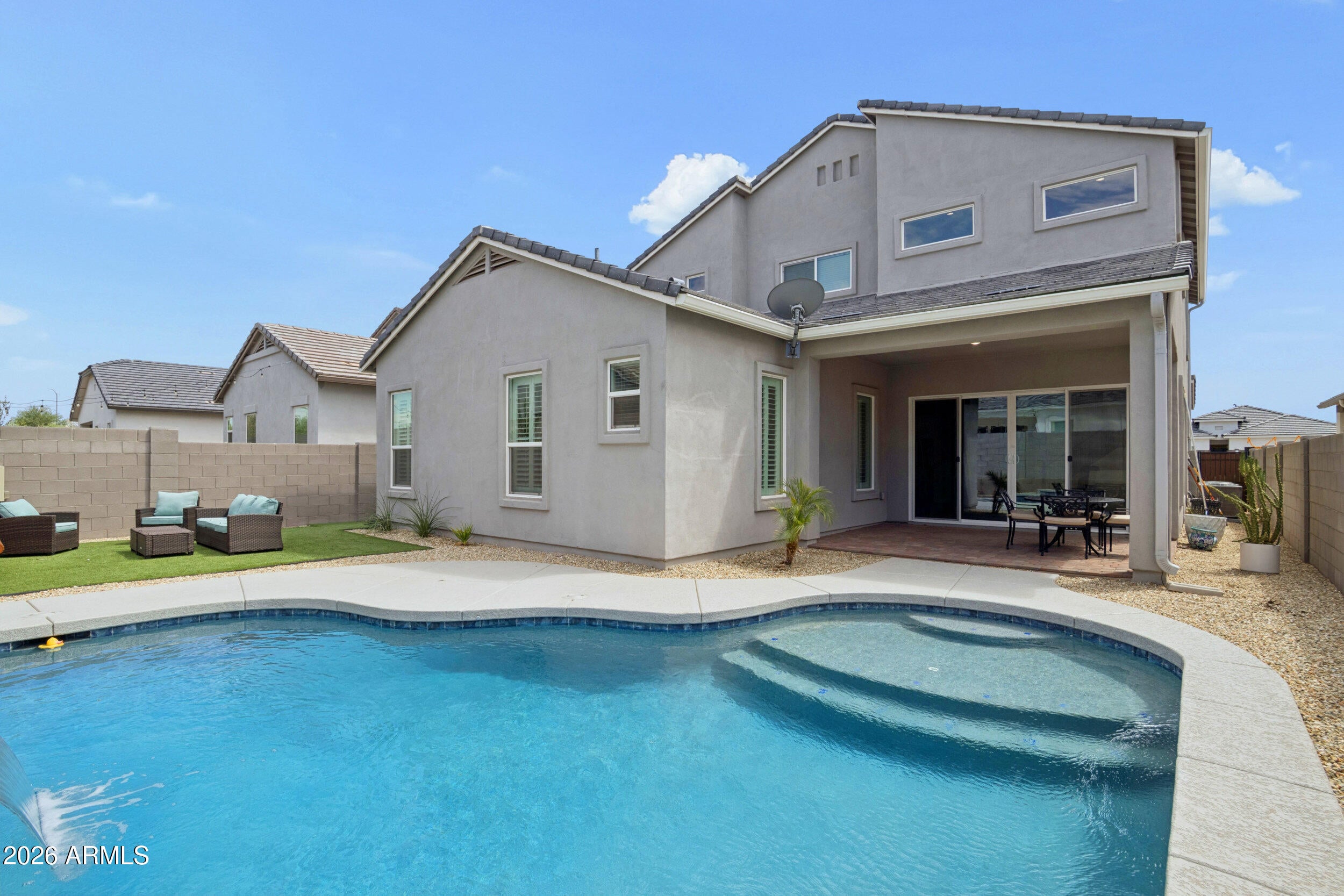 10302 W DEANNA Drive