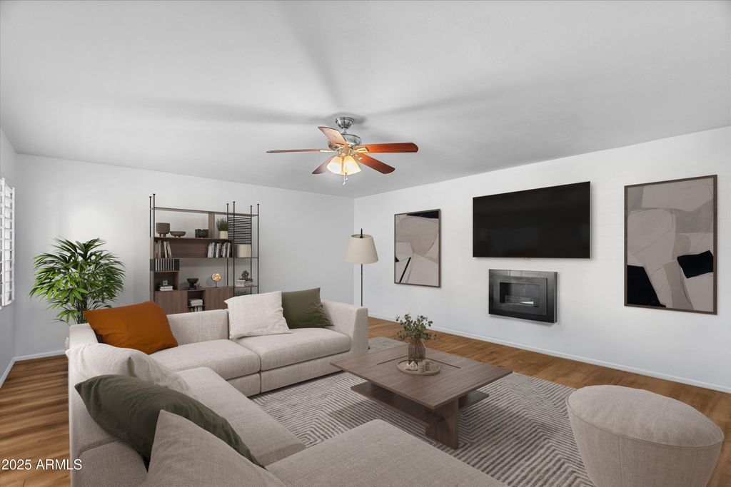 Photo of 8407 E Rancho Vista Drive, Scottsdale, AZ 85251 (MLS # 6949128)