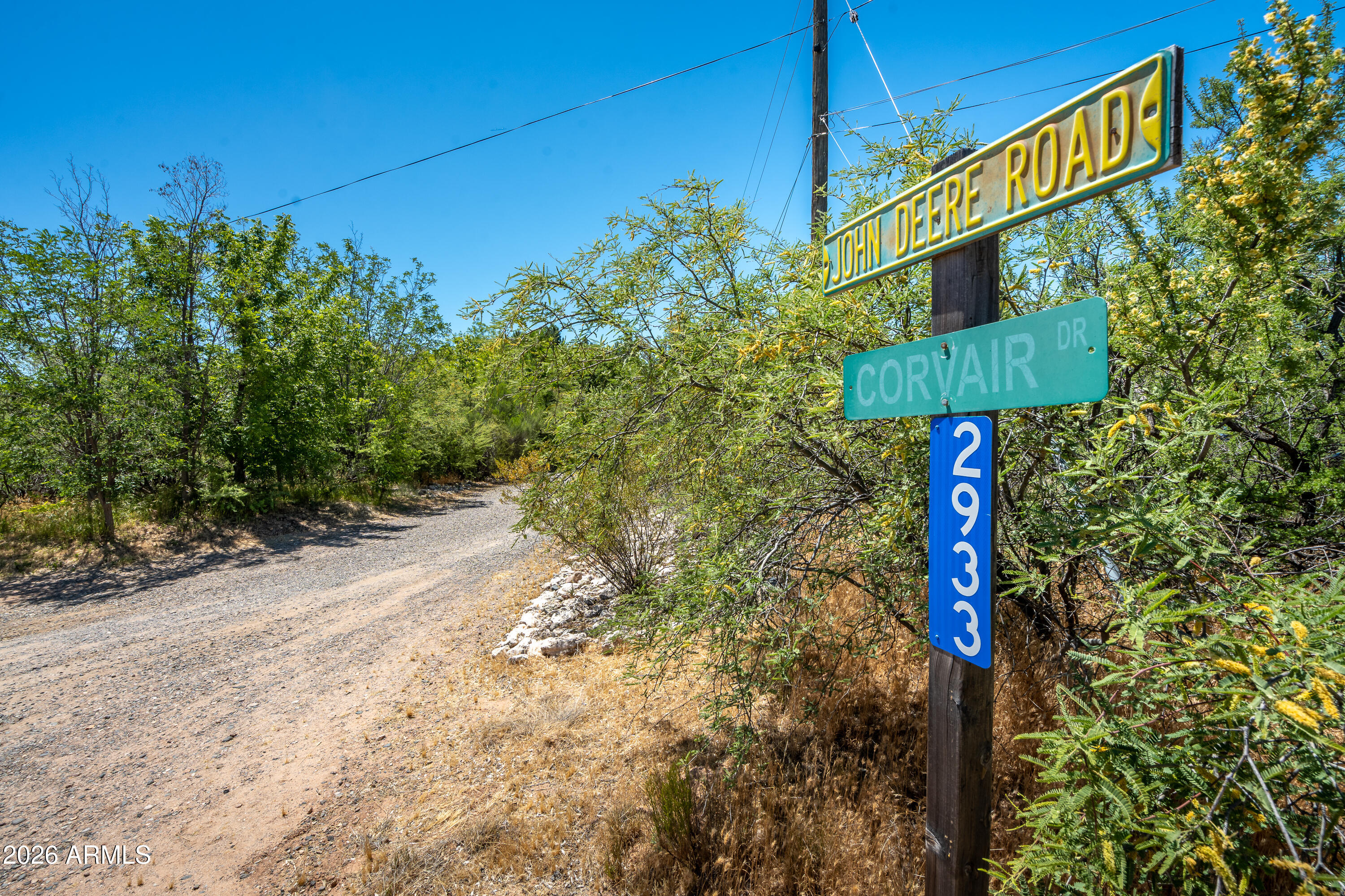 2933 W MIDDLE VERDE Road