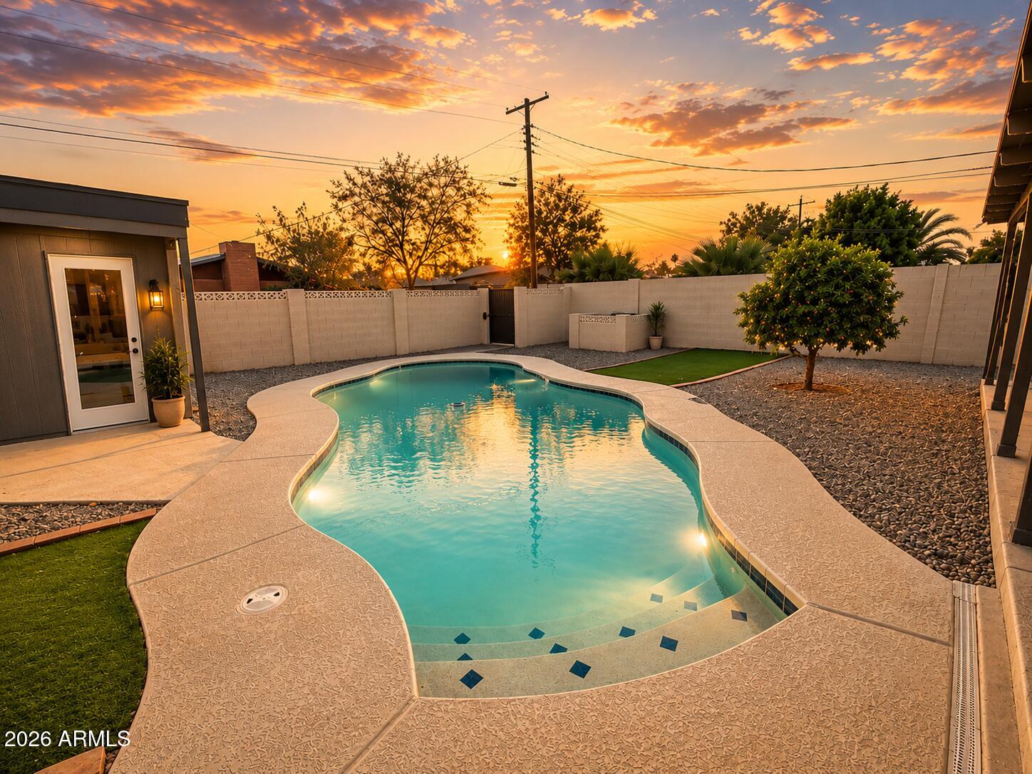 COX ESTATES - Residential