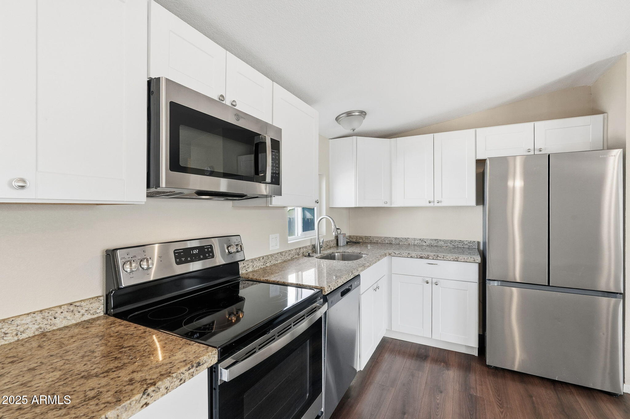 320 E MCKELLIPS Road 166