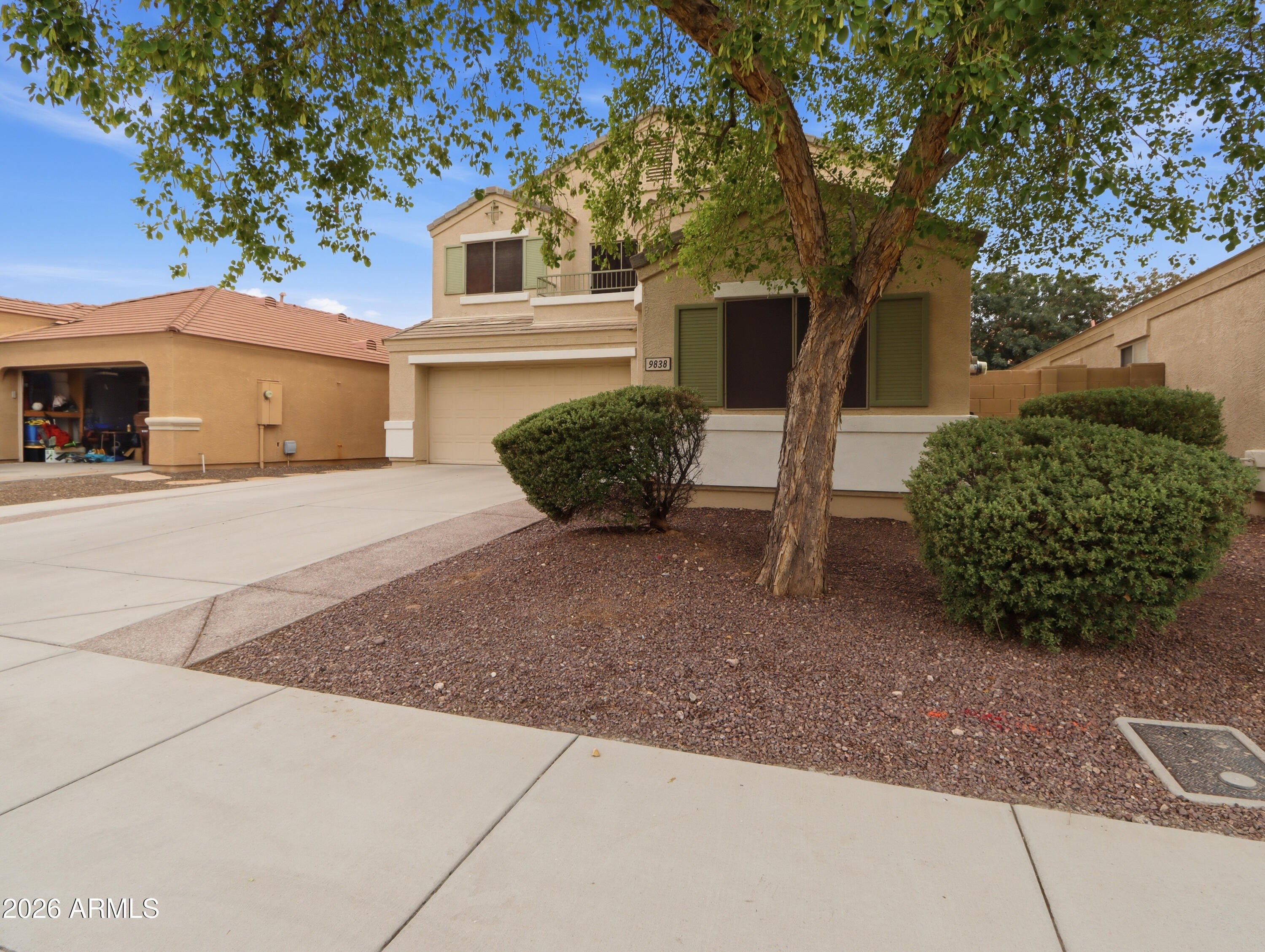 9838 W SALTER Drive