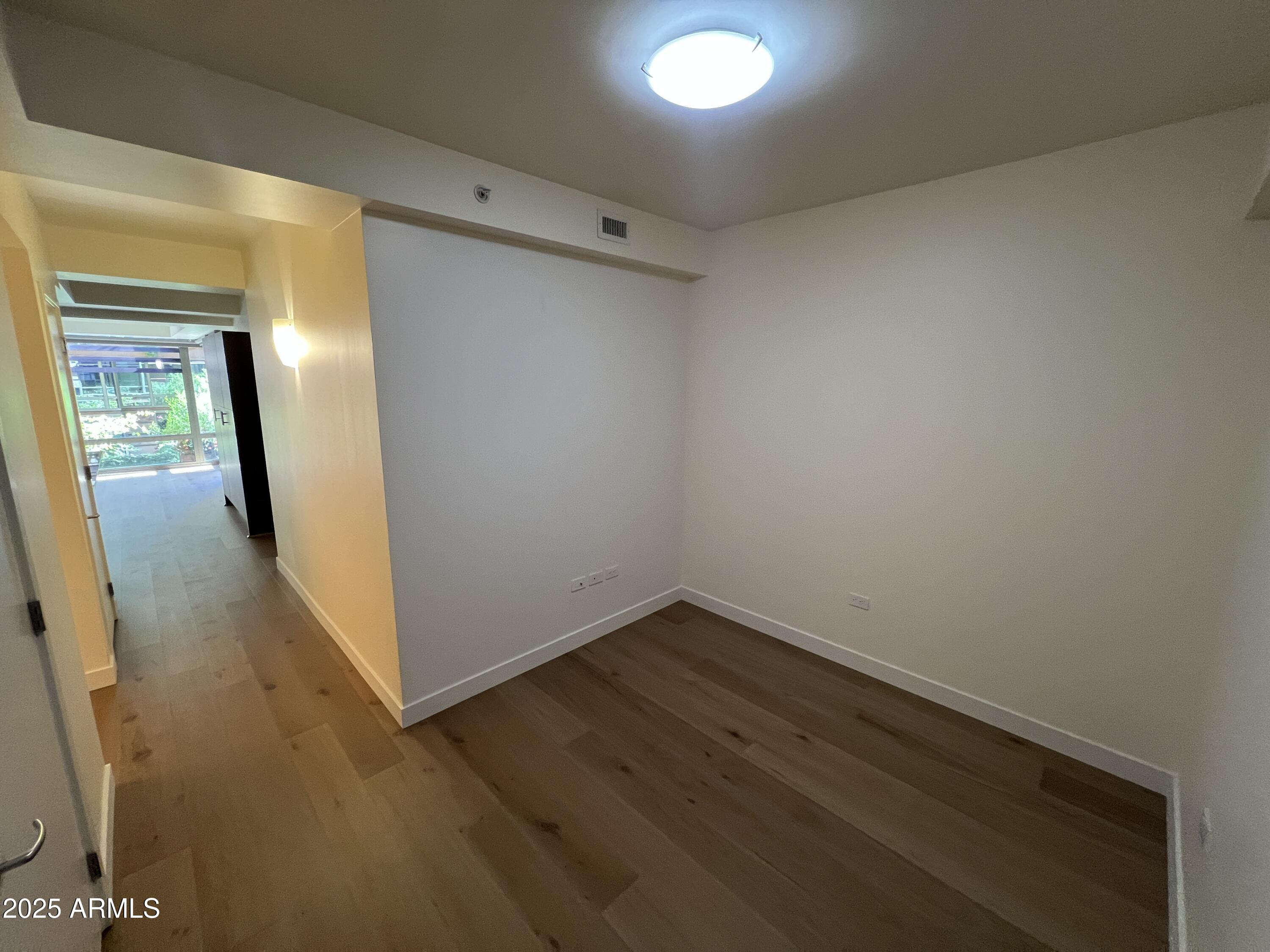 7121 E RANCHO VISTA Drive 2009