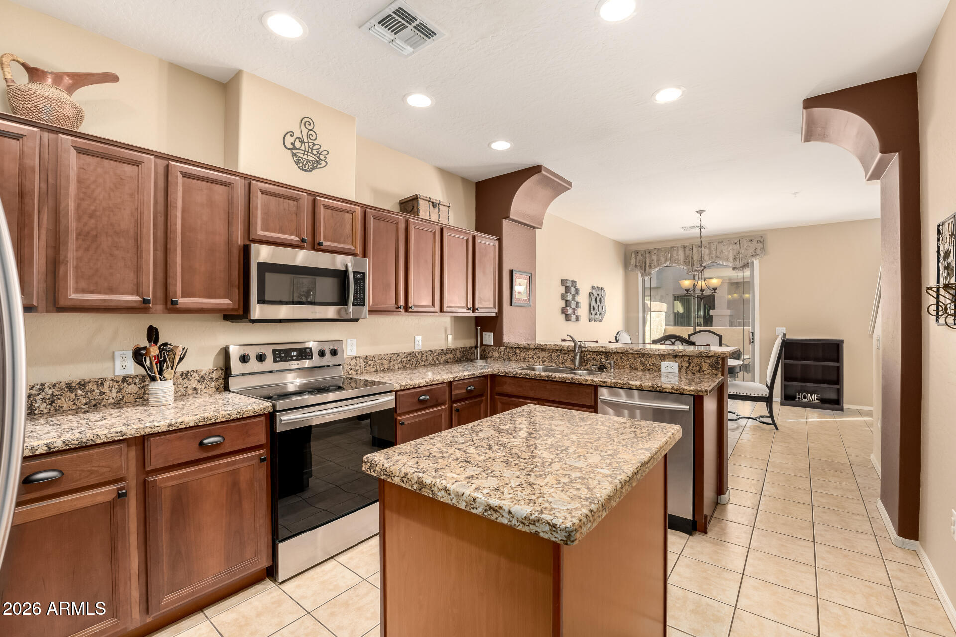 42424 N GAVILAN PEAK Parkway 4201