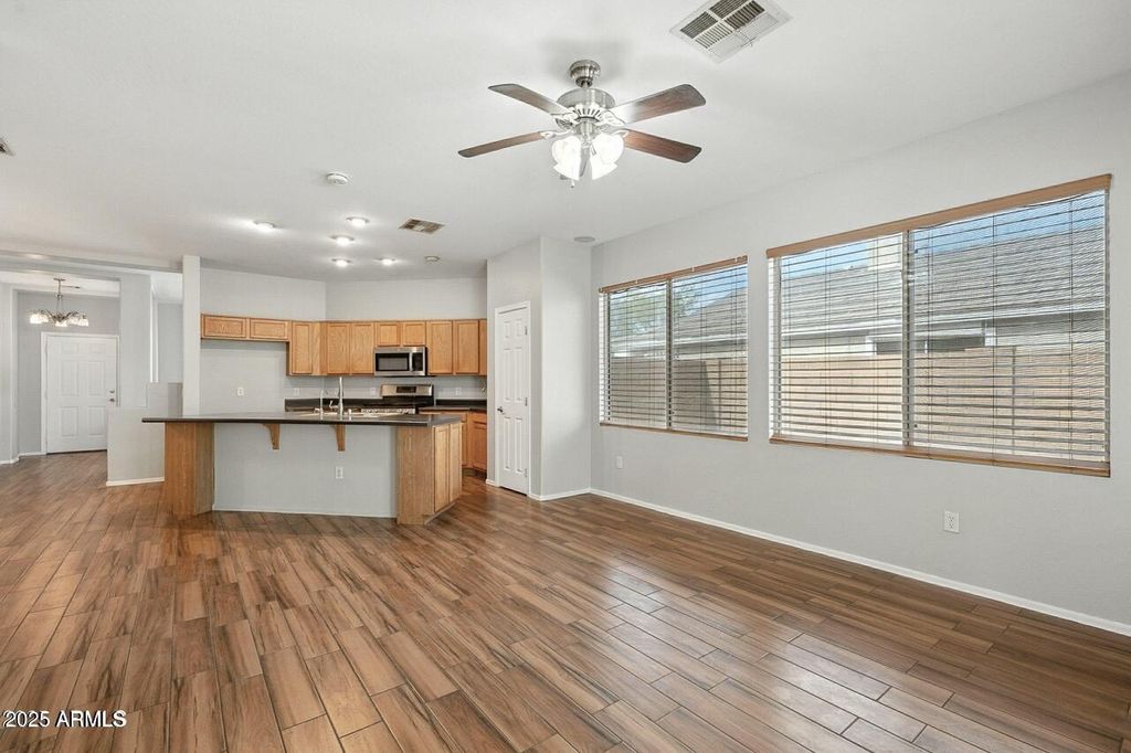 Photo of 7062 W Palmaire Avenue, Glendale, AZ 85303 (MLS # 6949605)