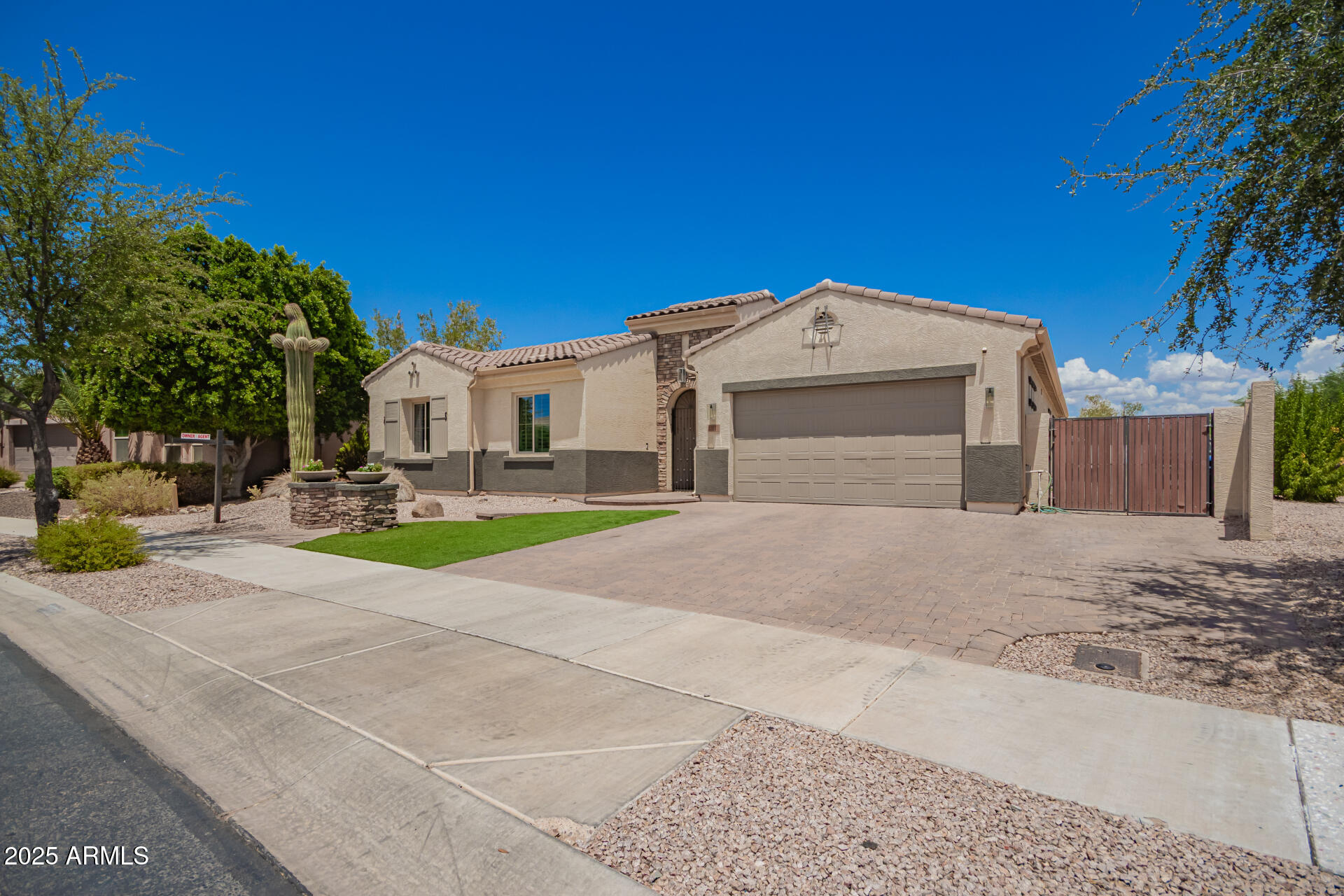 23515 S 213TH Court