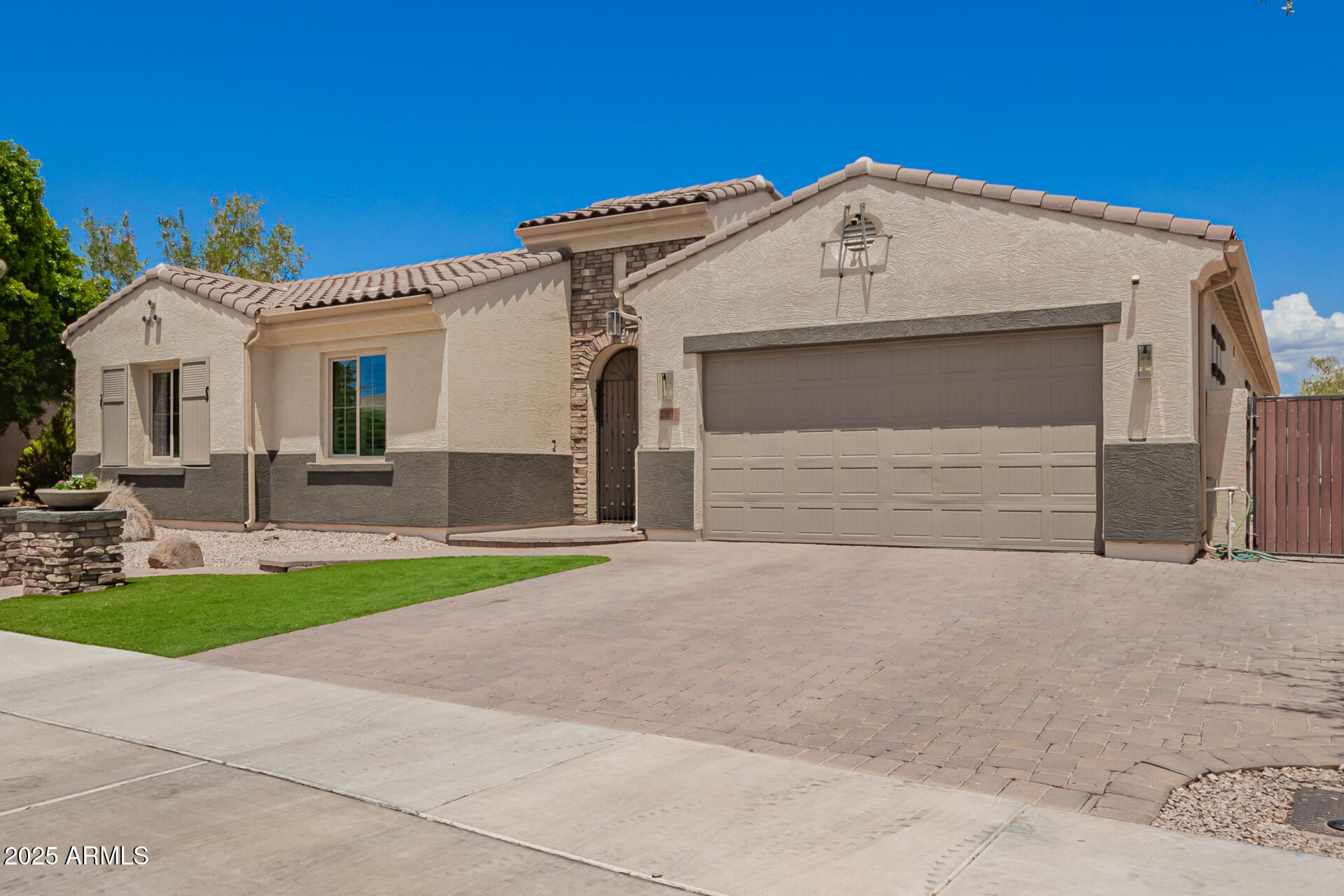 23515 S 213TH Court