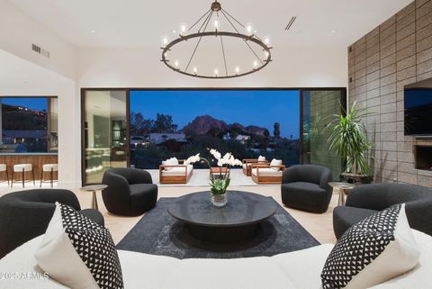 Photo of 4117 E Keim Drive, Paradise Valley, AZ 85253 (MLS # 6897873)