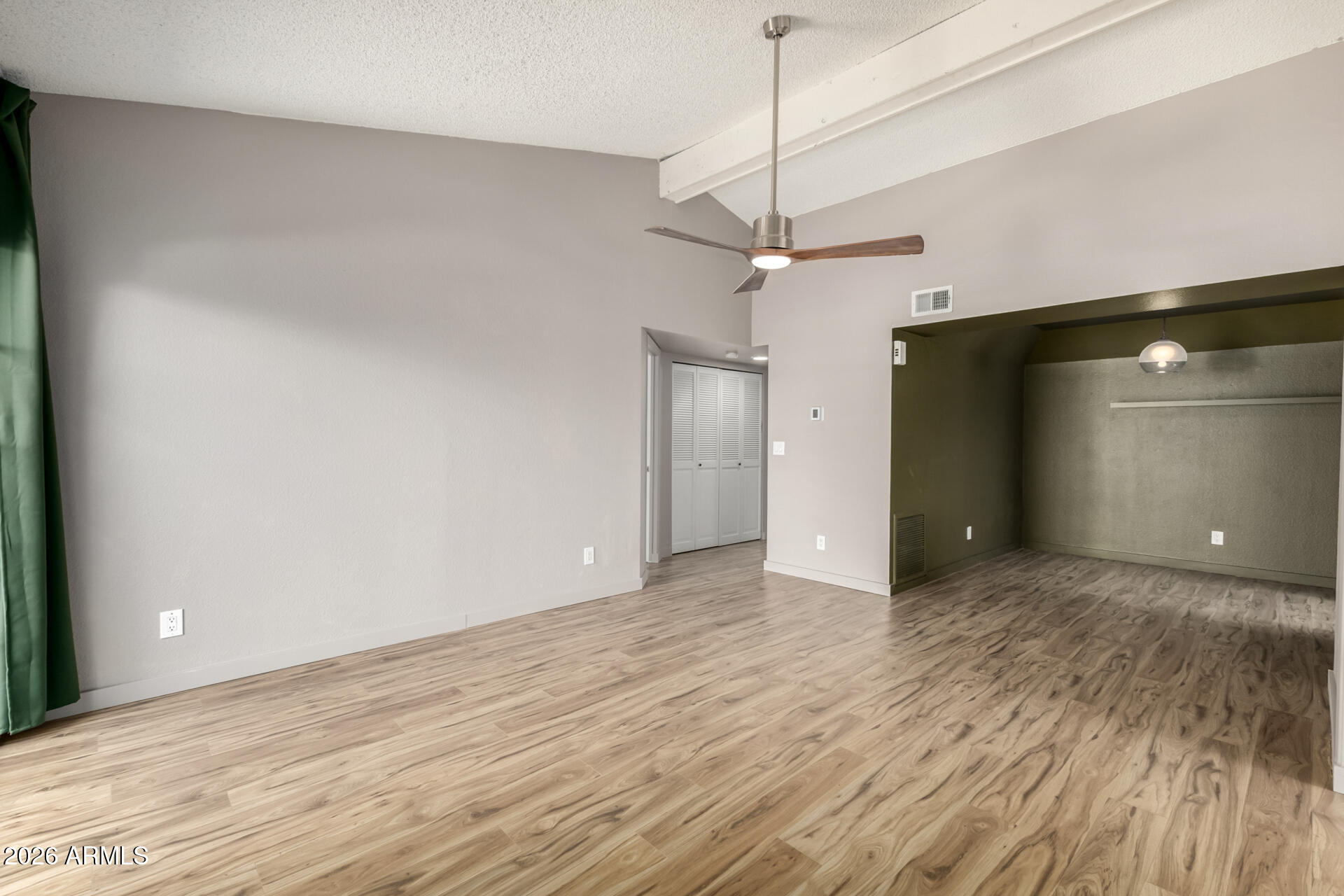 925 N COLLEGE Avenue G225