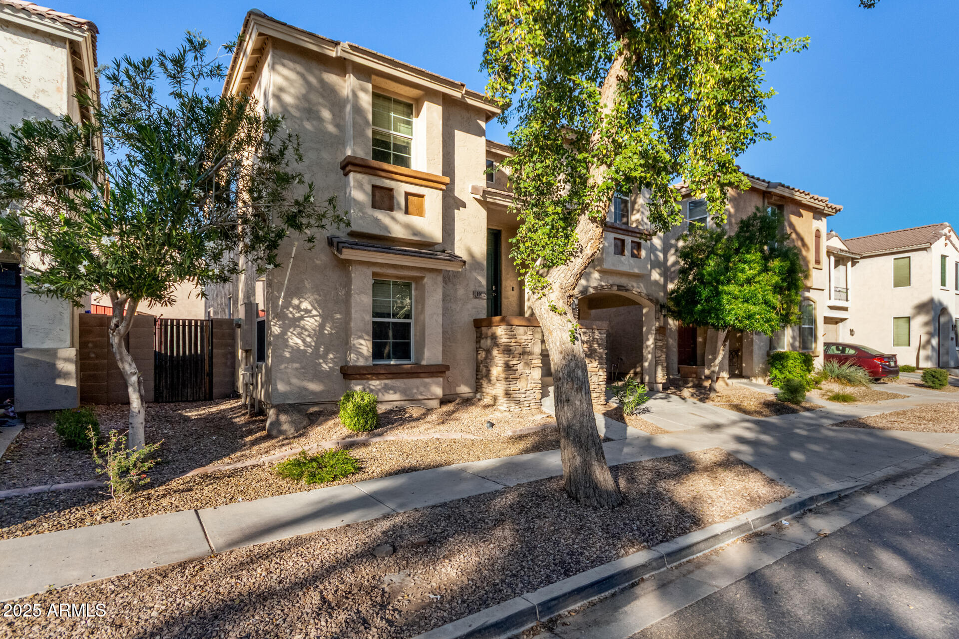 10012 W WILLIAMS Street