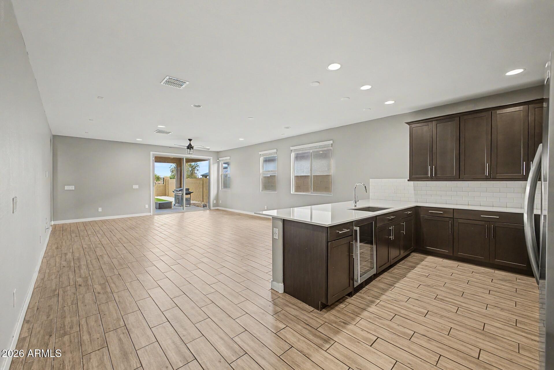 SUNSET FARMS UNIT 6 - Residential