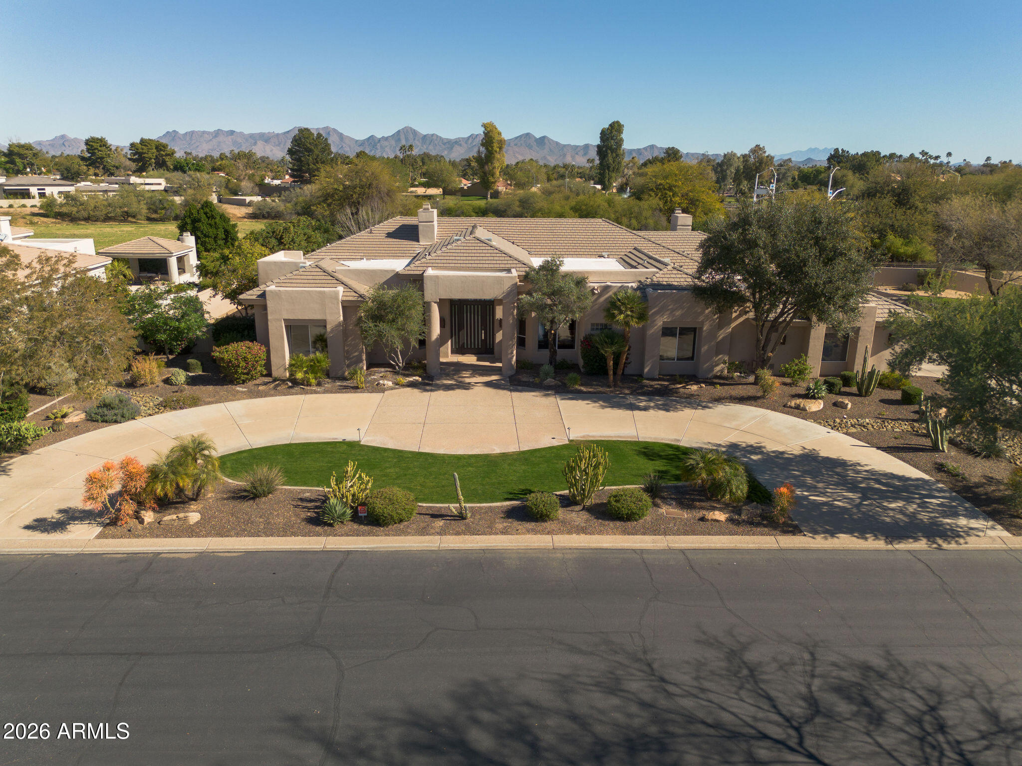 7124 E FOOTHILL Drive