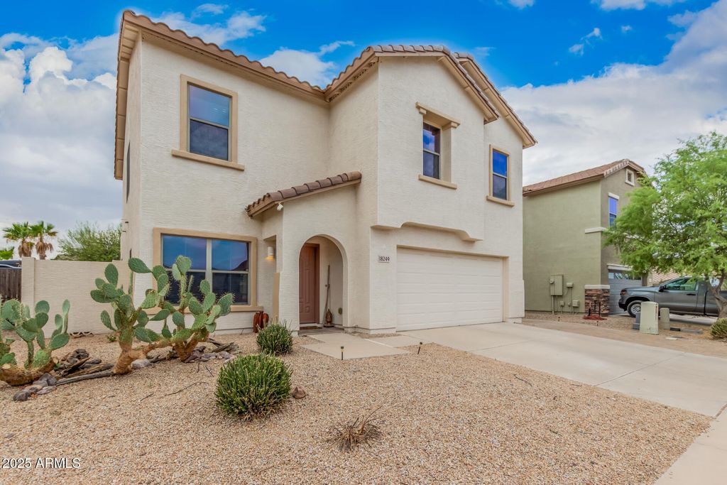 Photo of 18249 E El Amancer, Gold Canyon, AZ 85118 (MLS # 6916294)