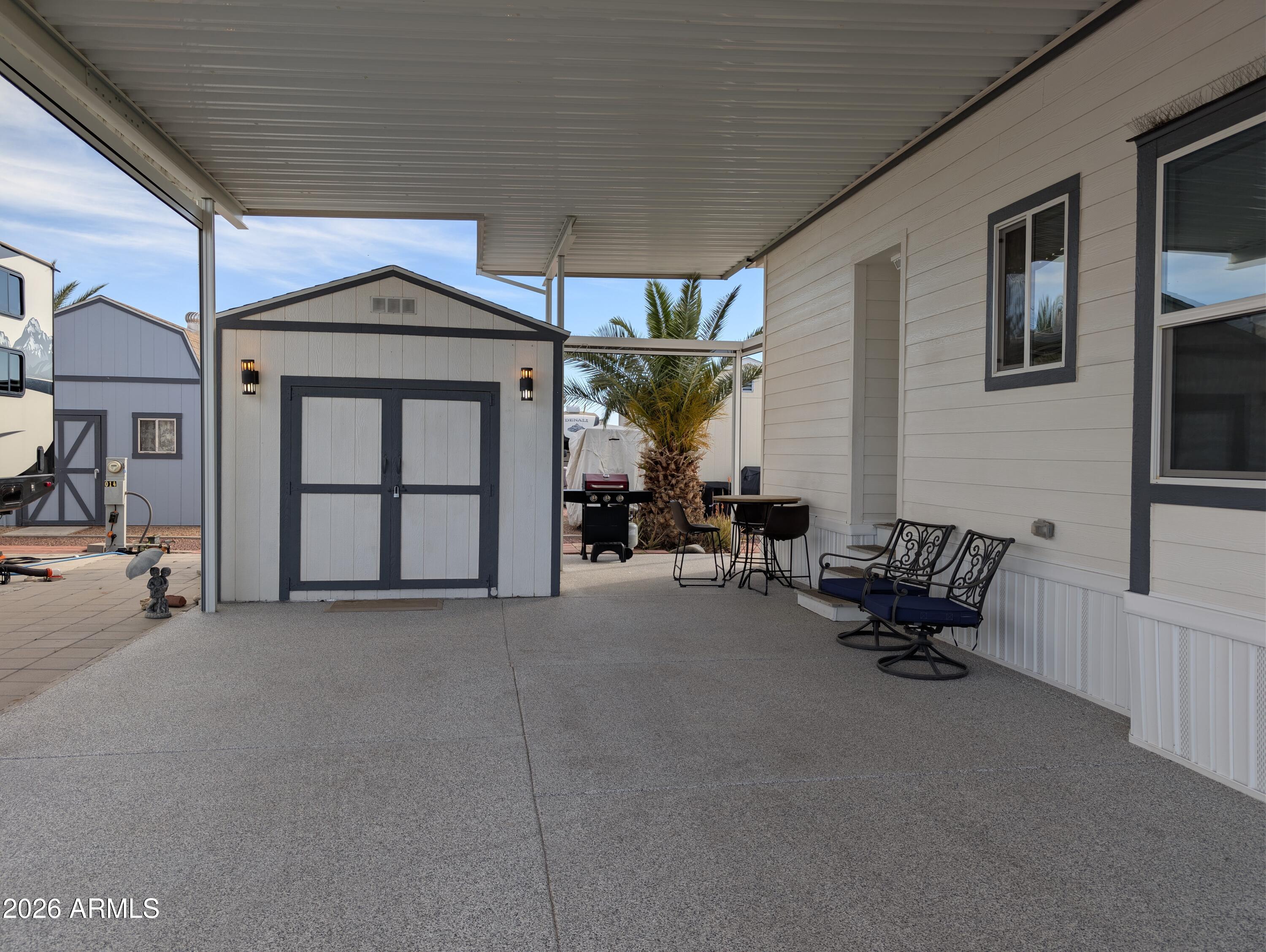 425 E PUEBLO DEL SOL --