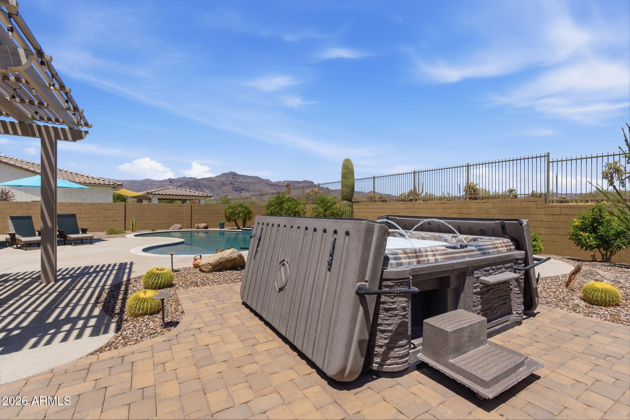 PERALTA CANYON - Residential